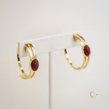 Brinco Dourado com Feldspato Vermelho